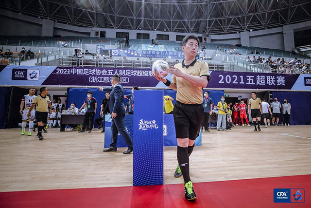 切尔西报1.2亿或6名球员交换莱奥 米兰：拿1.5亿来
